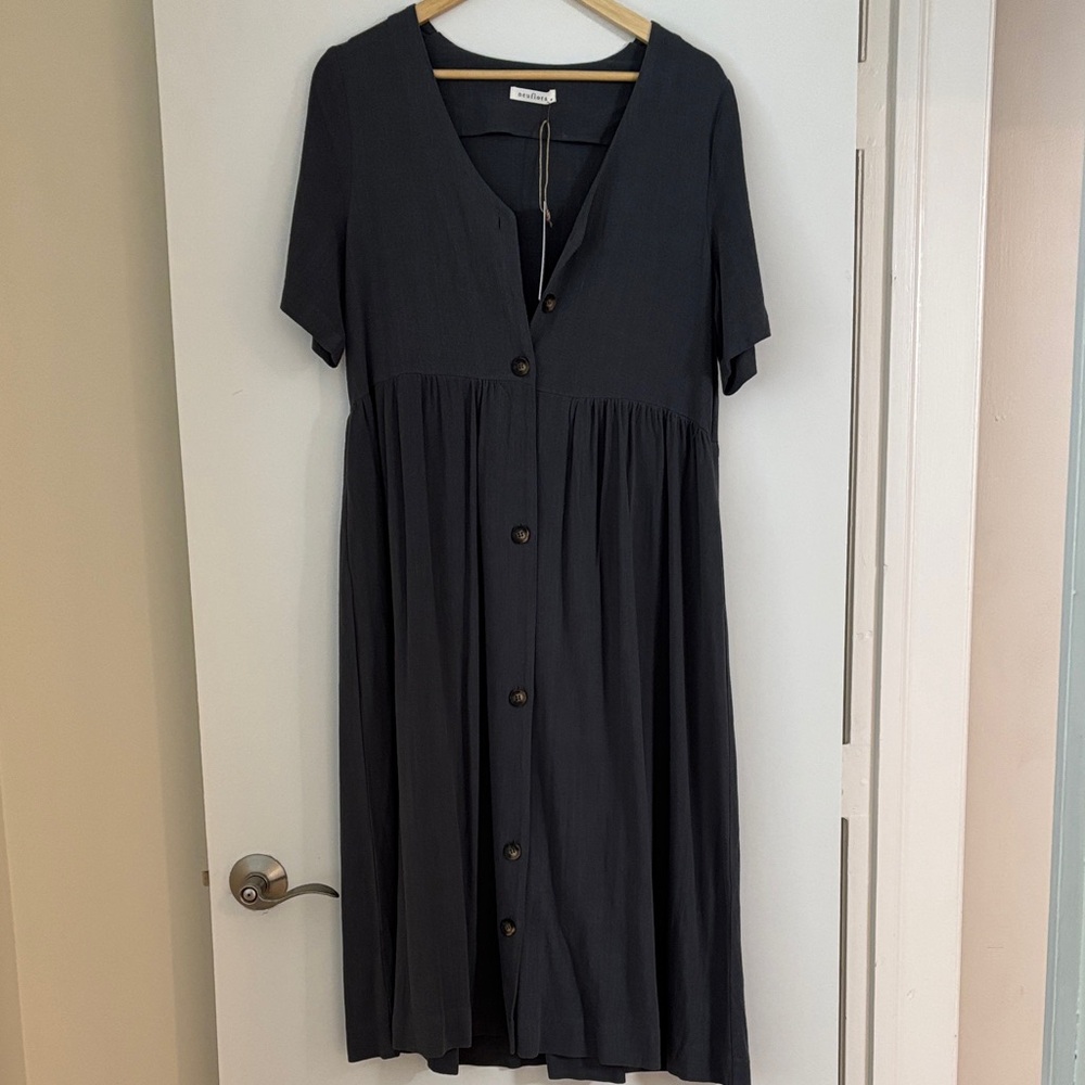 Chic Grey Button-Front Midi Dress